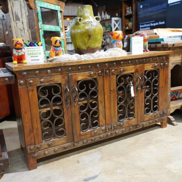 Tizoc 60" clavos TV stand/Console